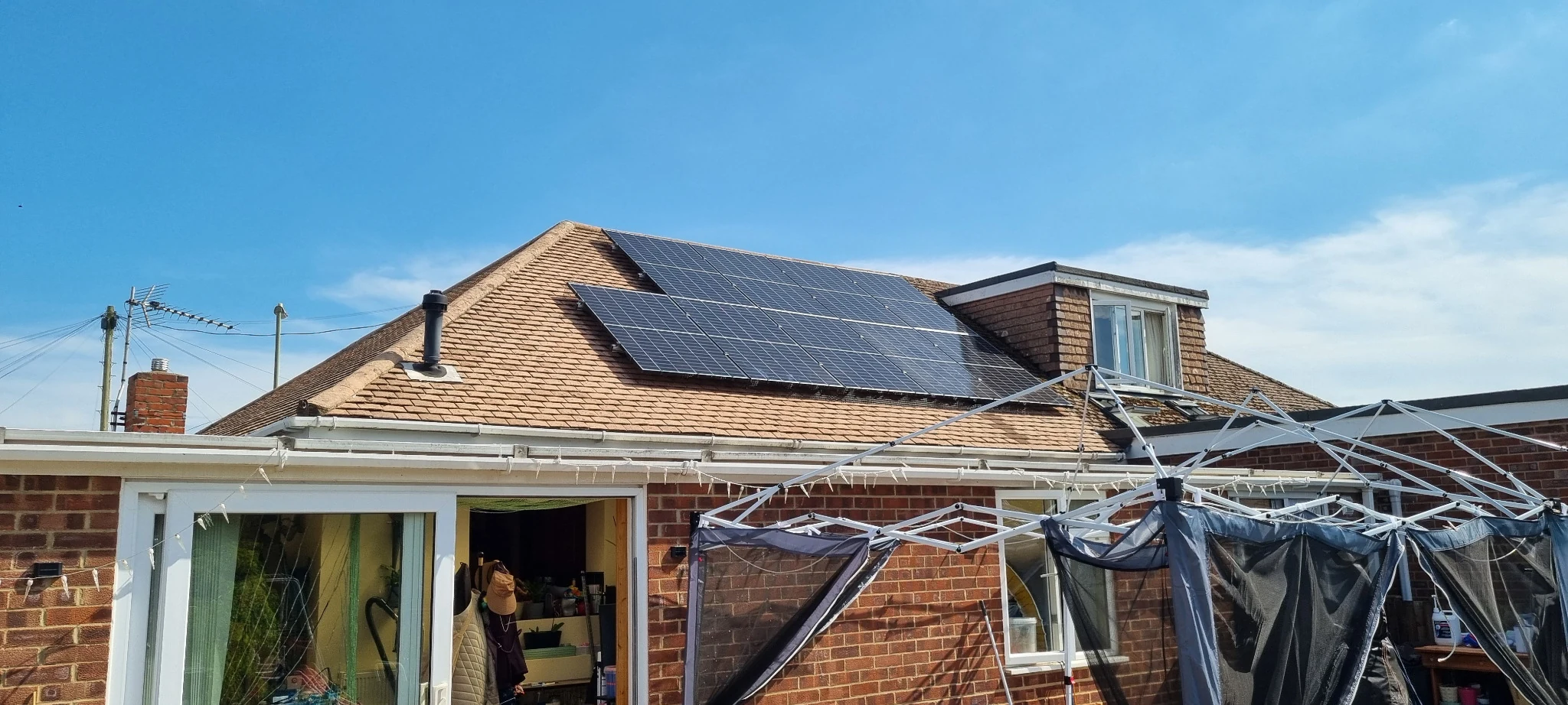 Rear roof solar array forming part of the 7.735 kWp Fareham installation